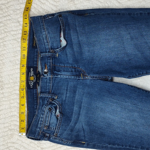 Women's Lucky Brand Sweet'N Crop Denim Blue Jeans Size 6/28 - Picture 2 of 11